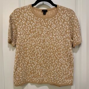 Ann Taylor Women's Tan Leopard Print Short Sleeve Cotton Top - Size Medium